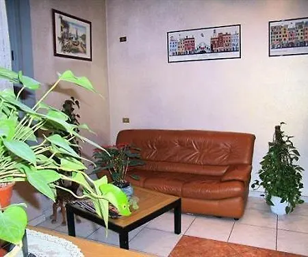 Hotel Csi Group - Station 3*